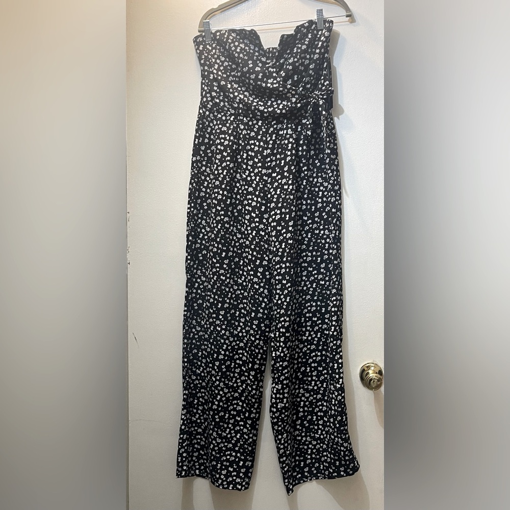 *NWT* Trixxi Dressy Jumper Romper Woman’s Size Large - Picture 1 of 10